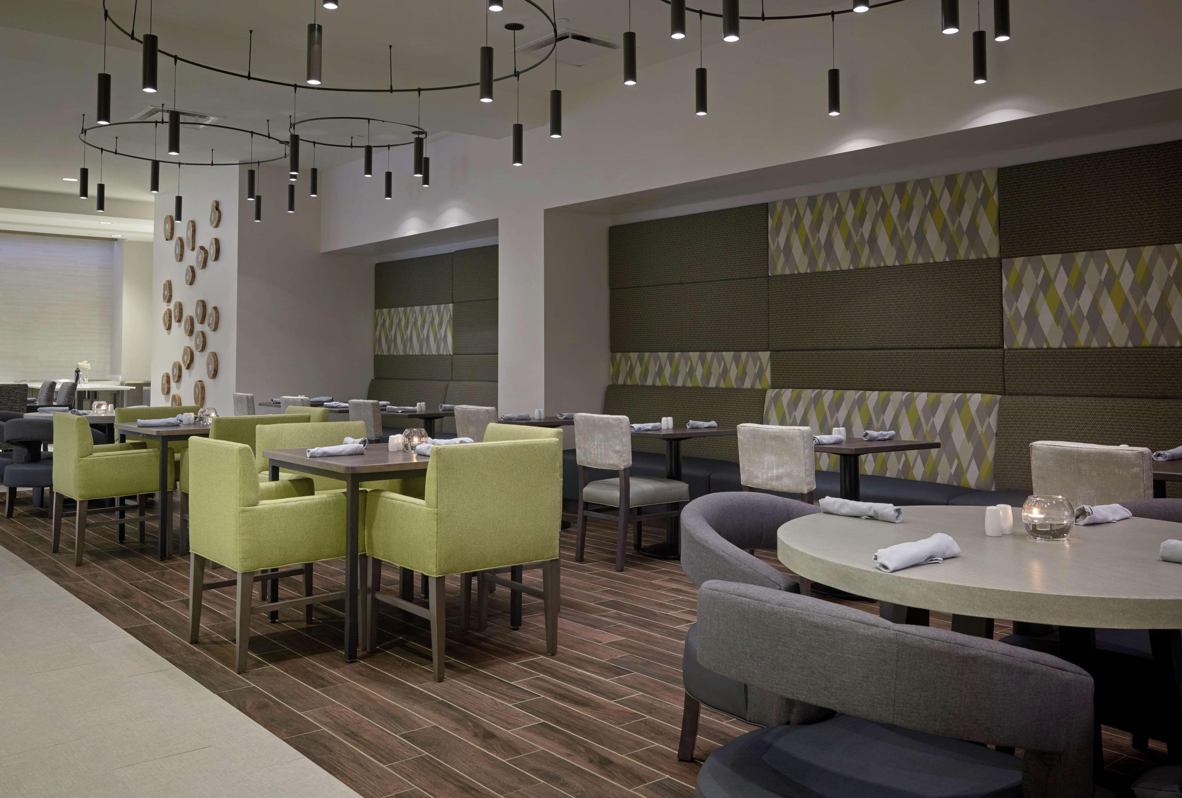 Hilton Garden Inn Corning Downtown Exterior photo