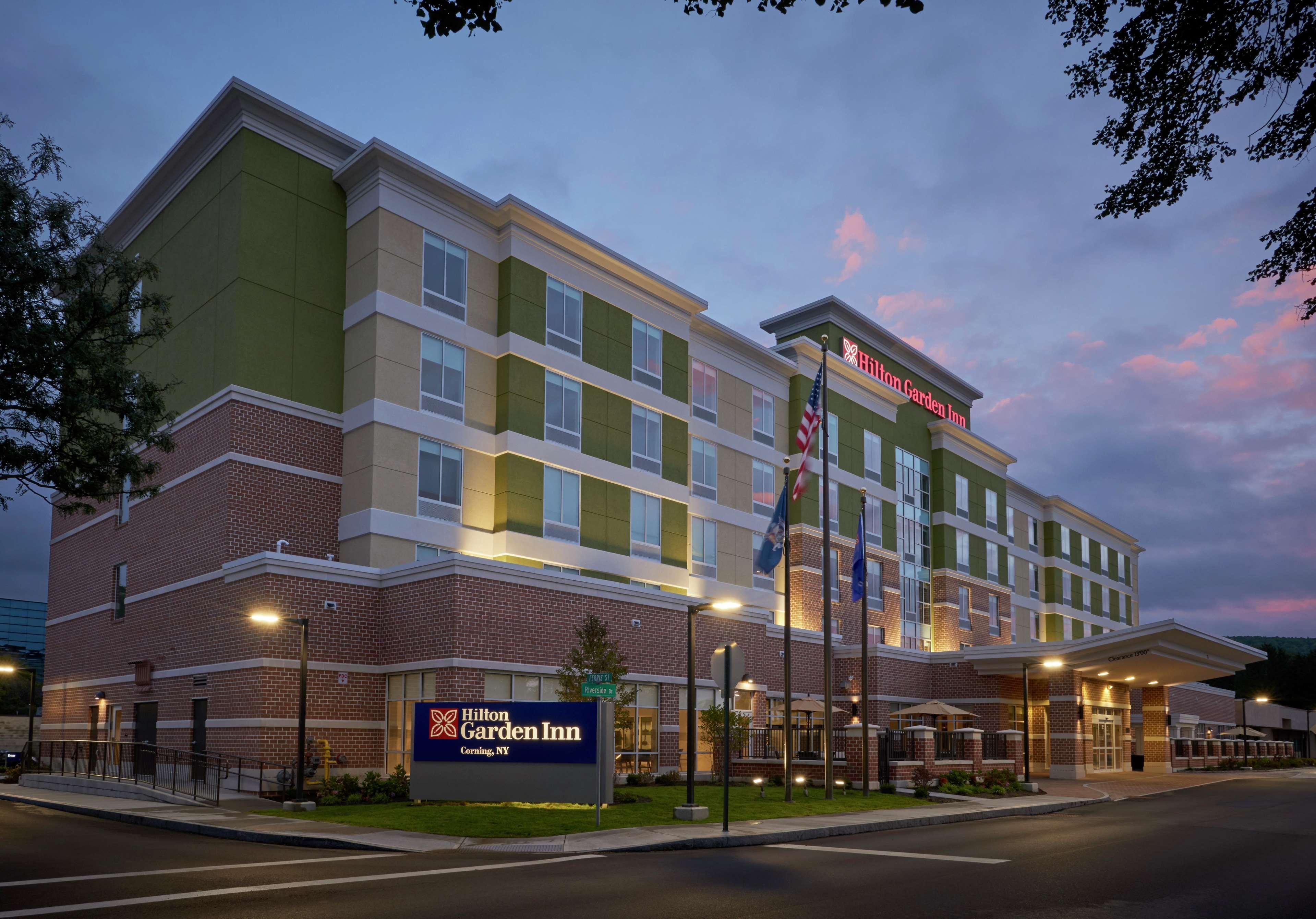 Hilton Garden Inn Corning Downtown Exterior photo